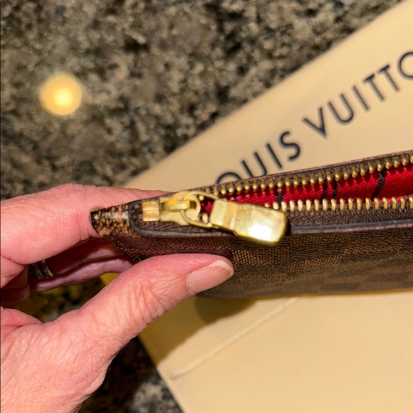 Louis Vuitton Damier Ebene Neverful Pouch - Picture 10 of 14